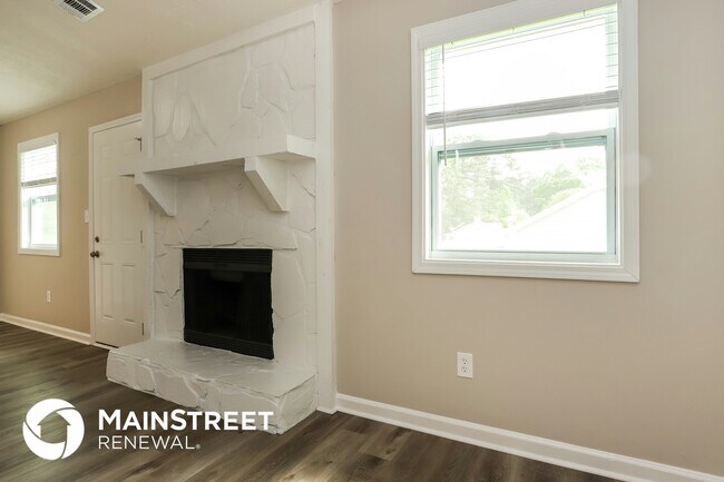 Foto del edificio - 9412 Woodloop Ct