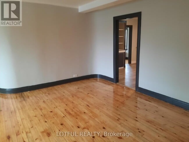 Building Photo - 31 Main St N