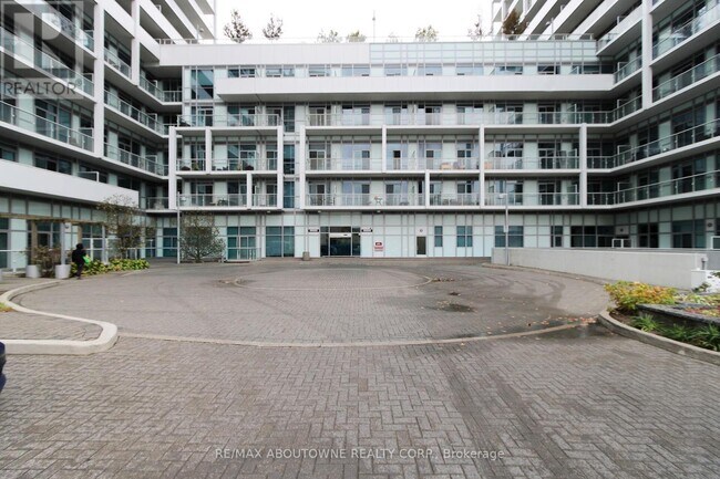 Building Photo - 65 Speers Rd