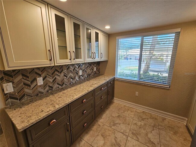 Building Photo - 4364 Madeira Ct