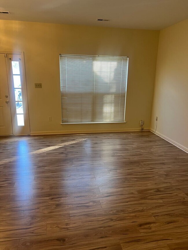 Foto del edificio - 2012 Bell Point Ct