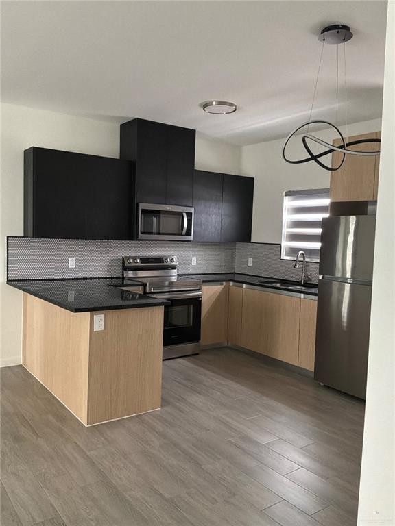 Building Photo - 16 Ventura Ave