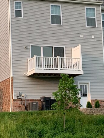 Foto del edificio - 111 Watson Dr