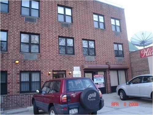 Building Photo - 137 E 233rd St