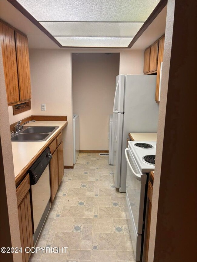 Foto del edificio - 2 Bed / 2 Bath Condo With Washer & Dryer i...