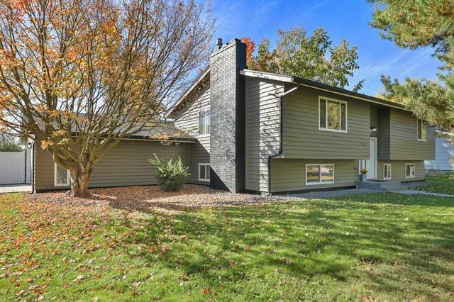 Building Photo - 2446 E 49th Ave