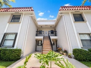 Building Photo - 9730 Hammocks Blvd
