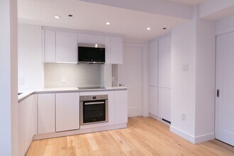 Building Photo - 3455 Rue Aylmer