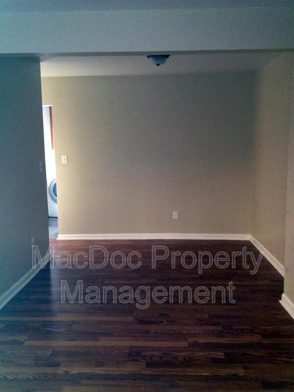 Building Photo - 103 Kings Mill Dr