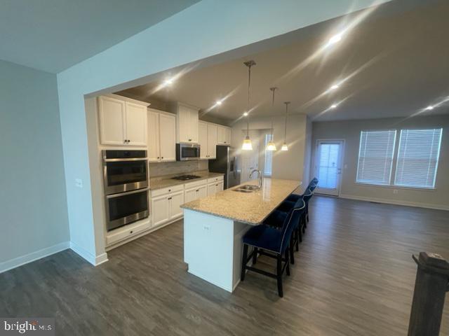 Building Photo - 11356 Willow Green Cir