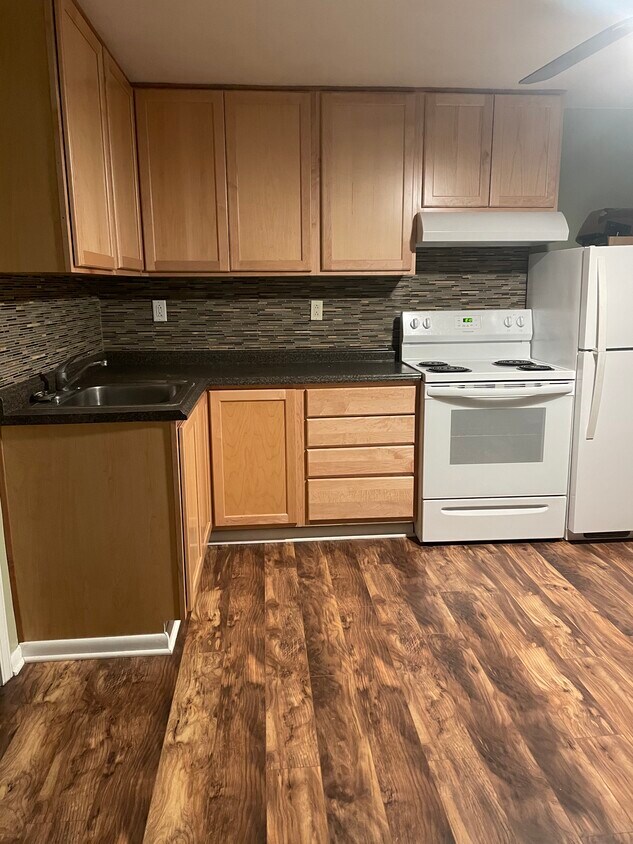 530 Greenfield Ave Unit Second Floor, Pittsburgh, PA 15207 Apartments