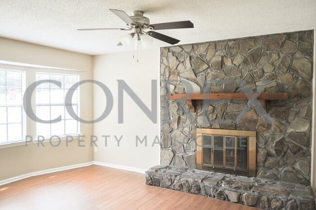 Building Photo - Impressive Home in Pinson, Available Now!