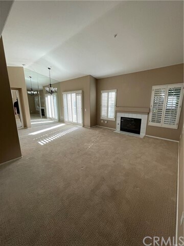Building Photo - 262 California Ct