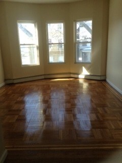 Foto principal - 1740 Melville St
