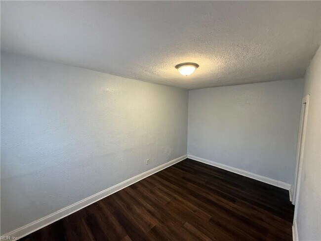 Foto del edificio - 1510 Wilson Rd