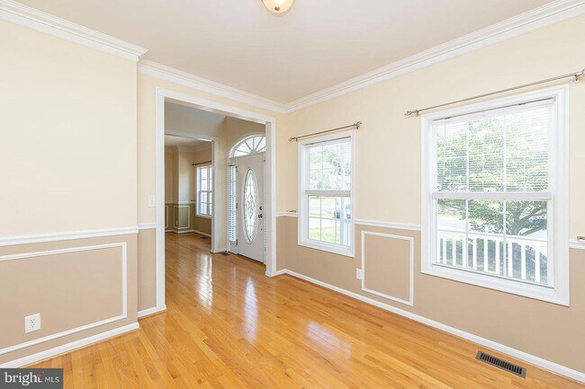 Foto del edificio - 14 Prune Ln