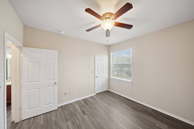 Foto del edificio - Preserve at Pecan Creek