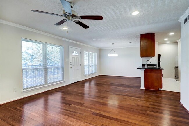 Foto del edificio - 611 Hawthorne St