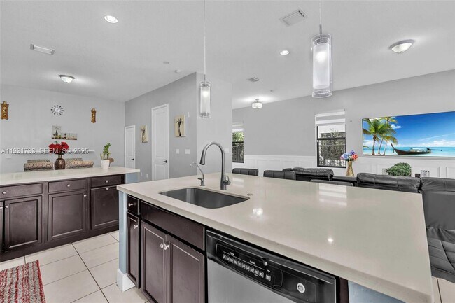 Foto del edificio - 9712 W 34th Ln