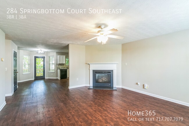 Building Photo - Spacious 3 Bed, 3 Bath Gem in Lawrencevill...