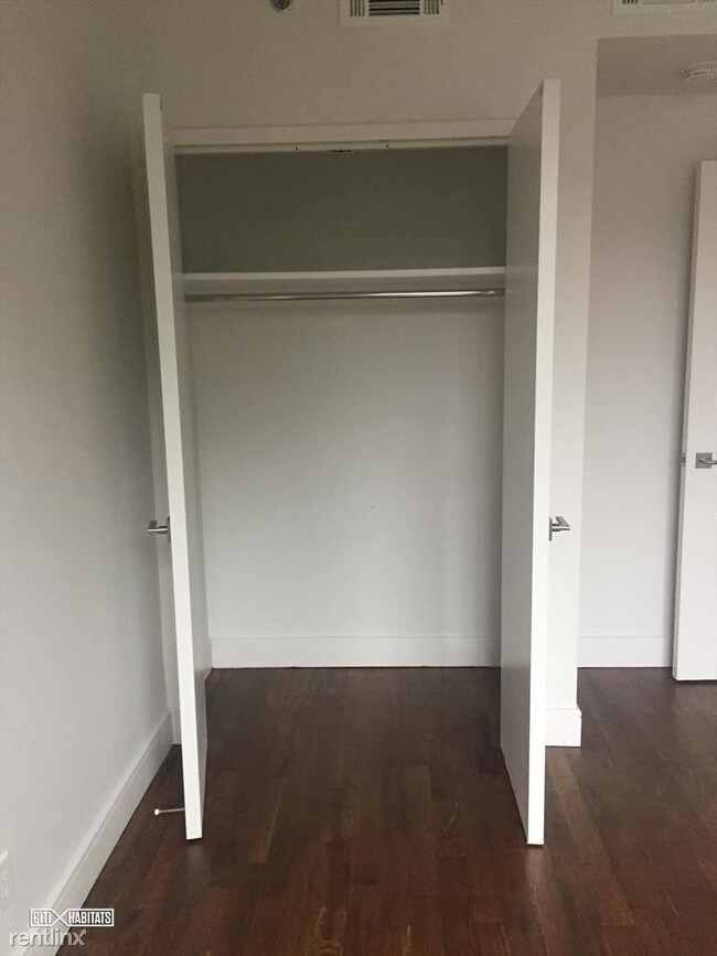 Building Photo - 1 br, 1 bath  - 847 Lexington Ave
