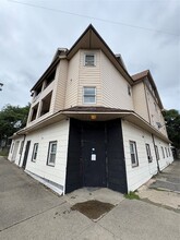 Building Photo - 38 Carroll St