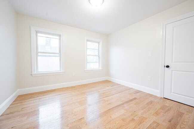 Foto del edificio - 123 W Wyoming Ave
