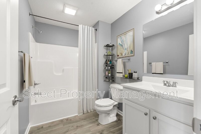 Foto principal - 7071 Homestead Rd