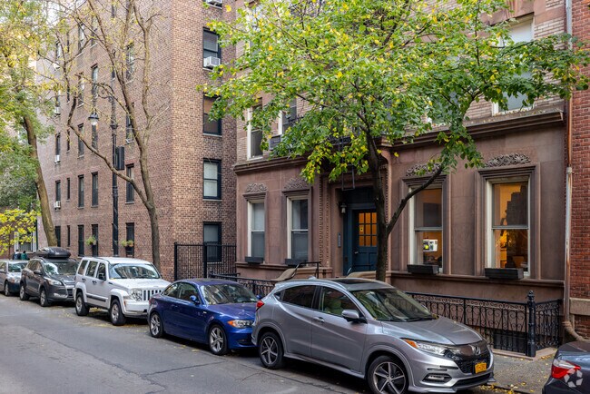 Building Photo - 71 Barrow St