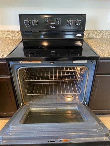 Foto del edificio - 5840 Mirror Ridge Dr
