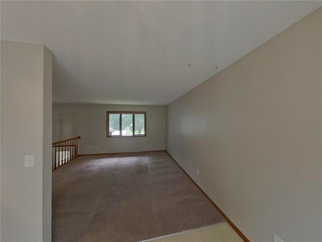 Building Photo - 1180 4th St W