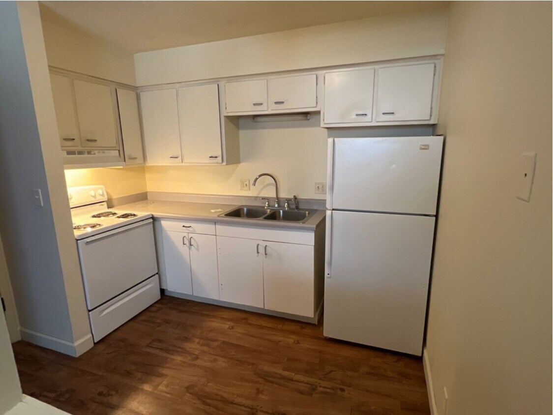 Frontier Village Apartments in Ankeny, IA