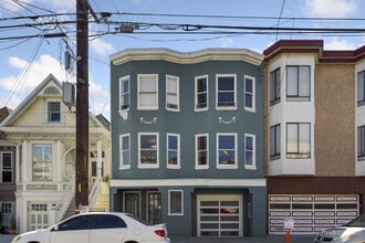 Building Photo - 257 2nd Ave