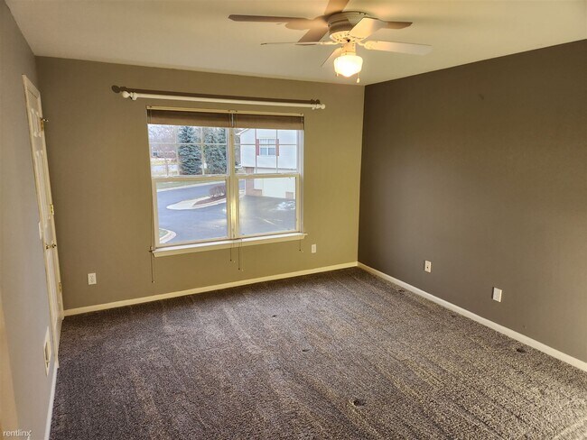 Foto del edificio - 2 br, 2 bath Condo - 9621 Lakeside Dr Spac...