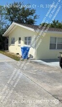 Building Photo - 4926 Vincennes Ct