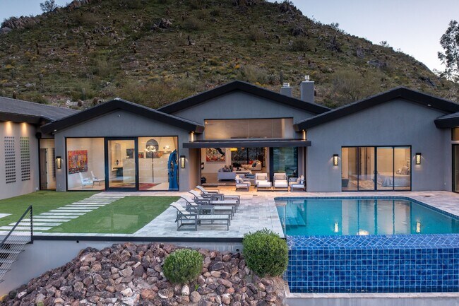 Foto del edificio - 4129 E Sandy Mountain Rd