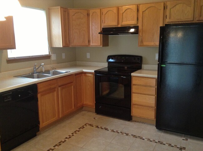 Foto del edificio - 6324 Blakeview Dr