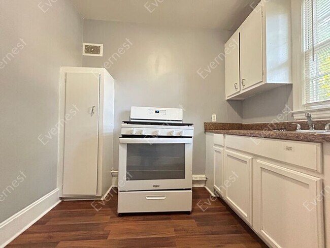 Foto del edificio - 2416 Vineville Ave