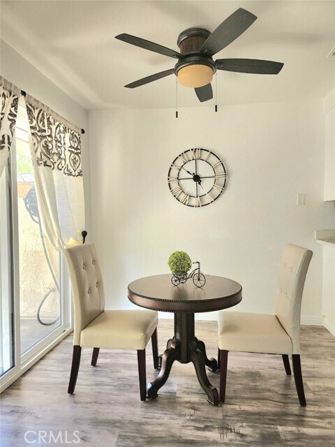 Foto del edificio - 1812 Pritchard Way