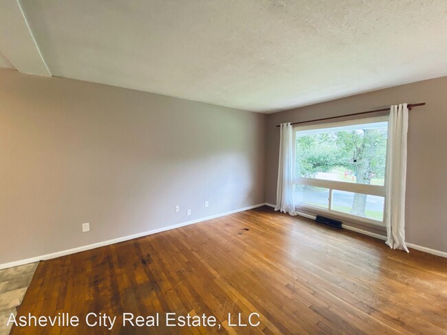 Building Photo - 4 br, 2 bath House - 148 Governors View Road
