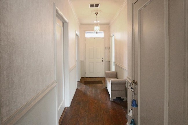 Building Photo - 5129 Del Monte Dr