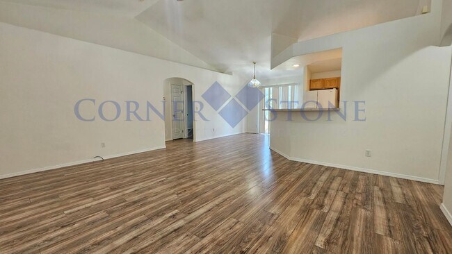 Foto del edificio - $500 Off First Months Rent! Spacious Home ...