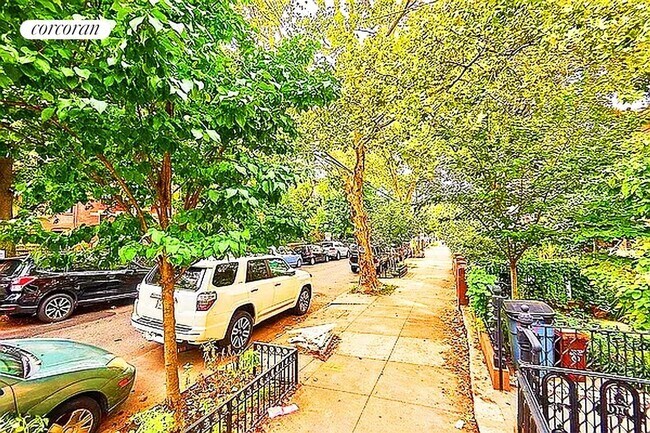 Foto del edificio - 81 4th Pl