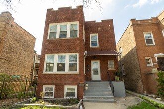 Building Photo - 2906 N Harding Ave