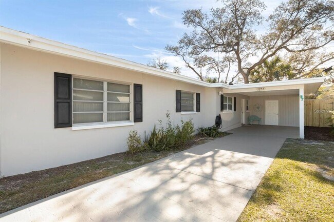 Building Photo - 1253 Friar Tuck Ln