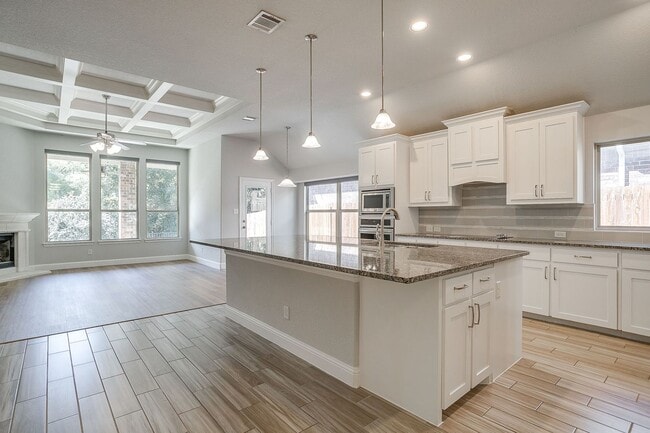 Building Photo - 9737 Rio Frio Trail