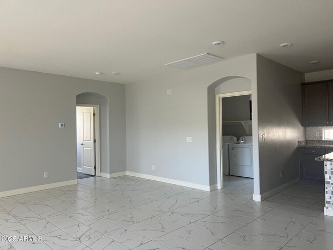 Building Photo - 11451 S Orion Dr