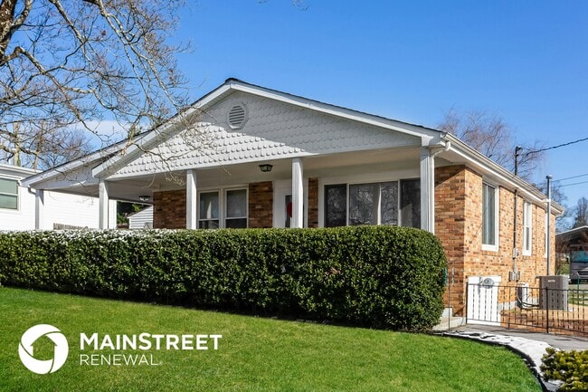 Building Photo - 127 S Fowler Cir