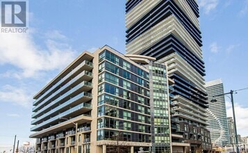 Building Photo - 60 Annie Craig Dr