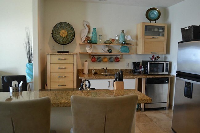 Foto del edificio - 9420 Seawall Blvd